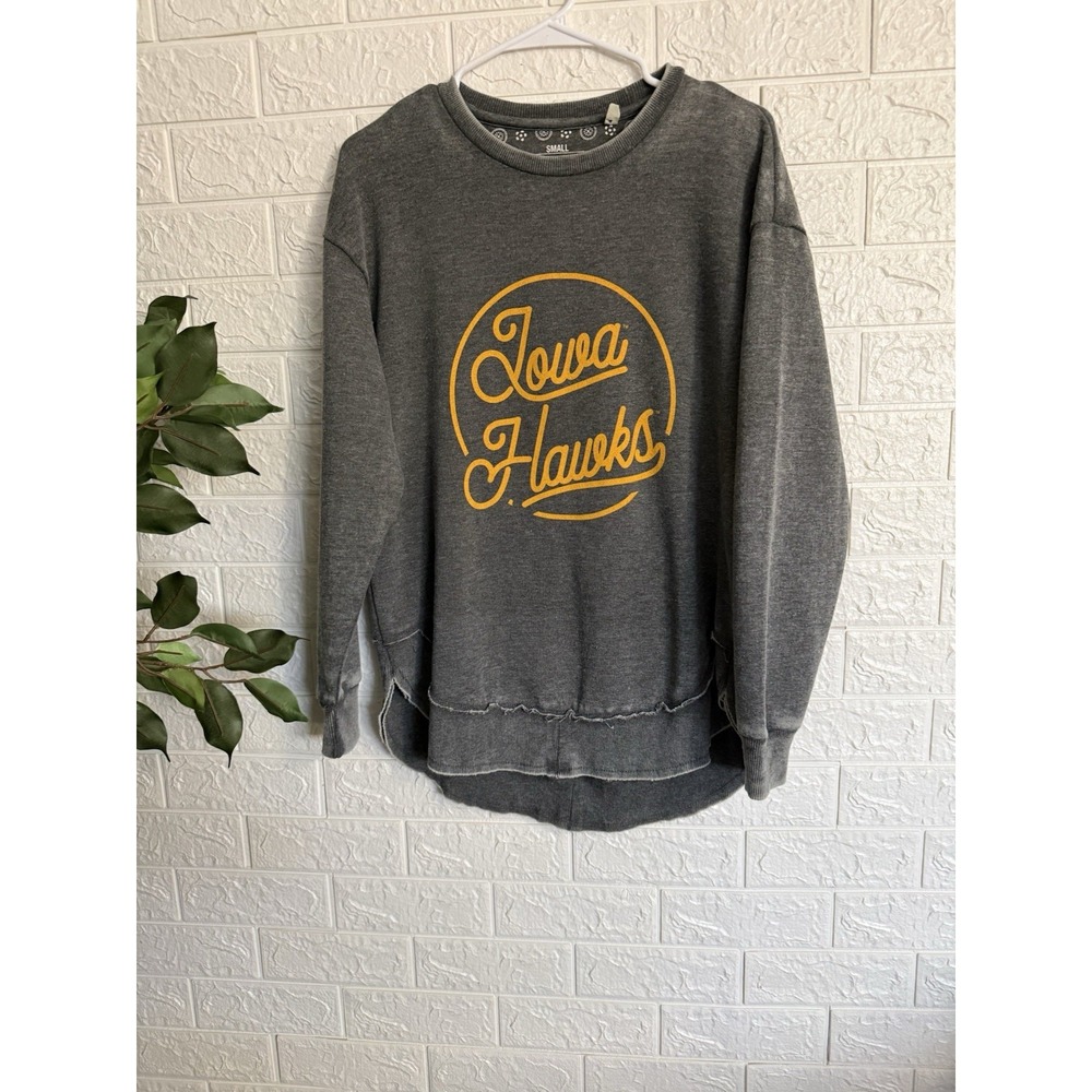 Pressbox Iowa Hawkeyes Gray Sweatshirt Gold Lettering Small NCAA Football